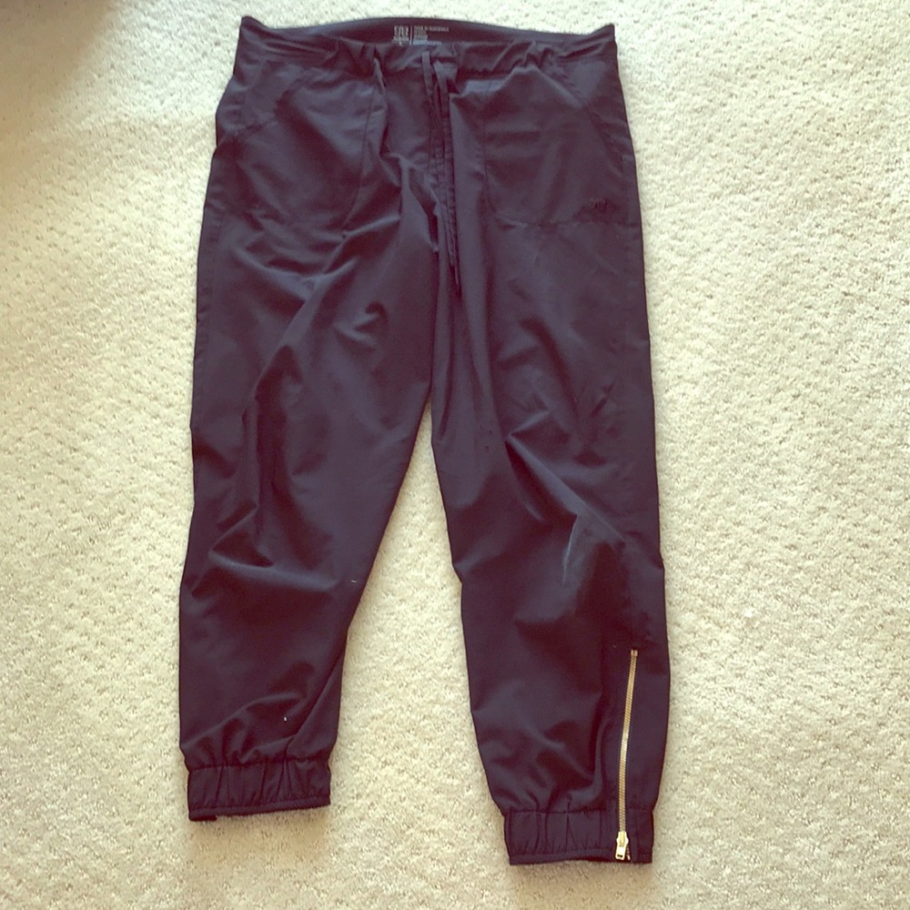 Black Albion jet setters